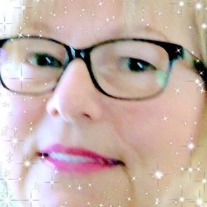 Meet your Posher, Gaby